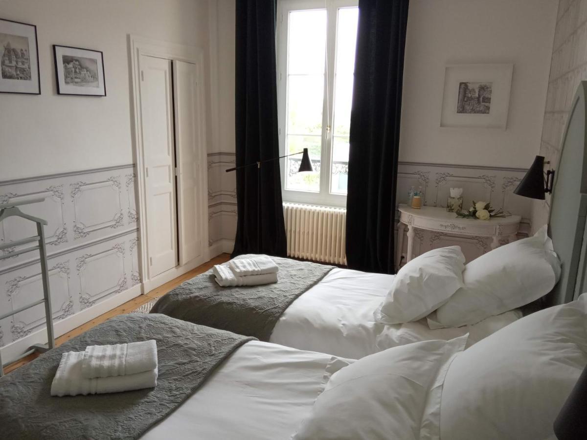 Les Mariesis Bed & Breakfast Osmanville Eksteriør bilde