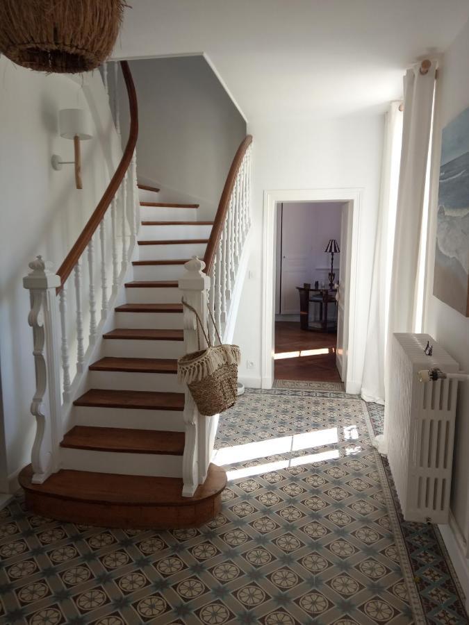 Les Mariesis Bed & Breakfast Osmanville Eksteriør bilde