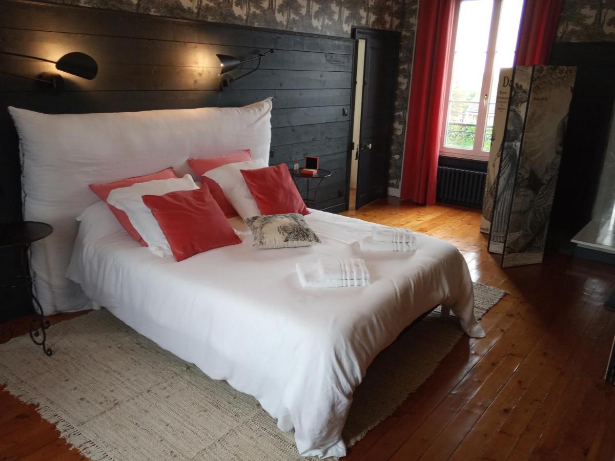 Les Mariesis Bed & Breakfast Osmanville Eksteriør bilde